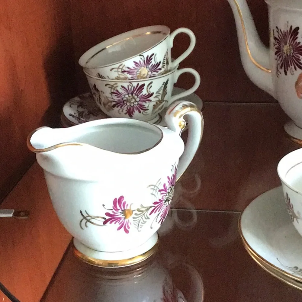 GOLD TRIM VINTAGE 1957 CHERRY CHINA MADE IN JAPAN 16 PIECES AUTHENTIC - Picture 12 of 13